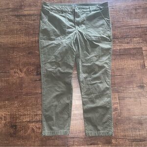 Lee Women’s Cargo Pants in Olive